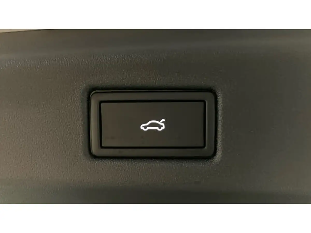 2025-volkswagen-id7-e-pro-match-interior-pack-tourer-big-40