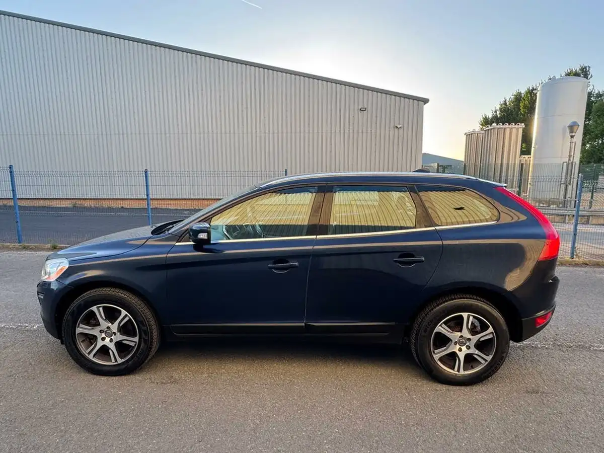 2012-volvo-xc60-24td-d3-se-lux-geartronic-big-8