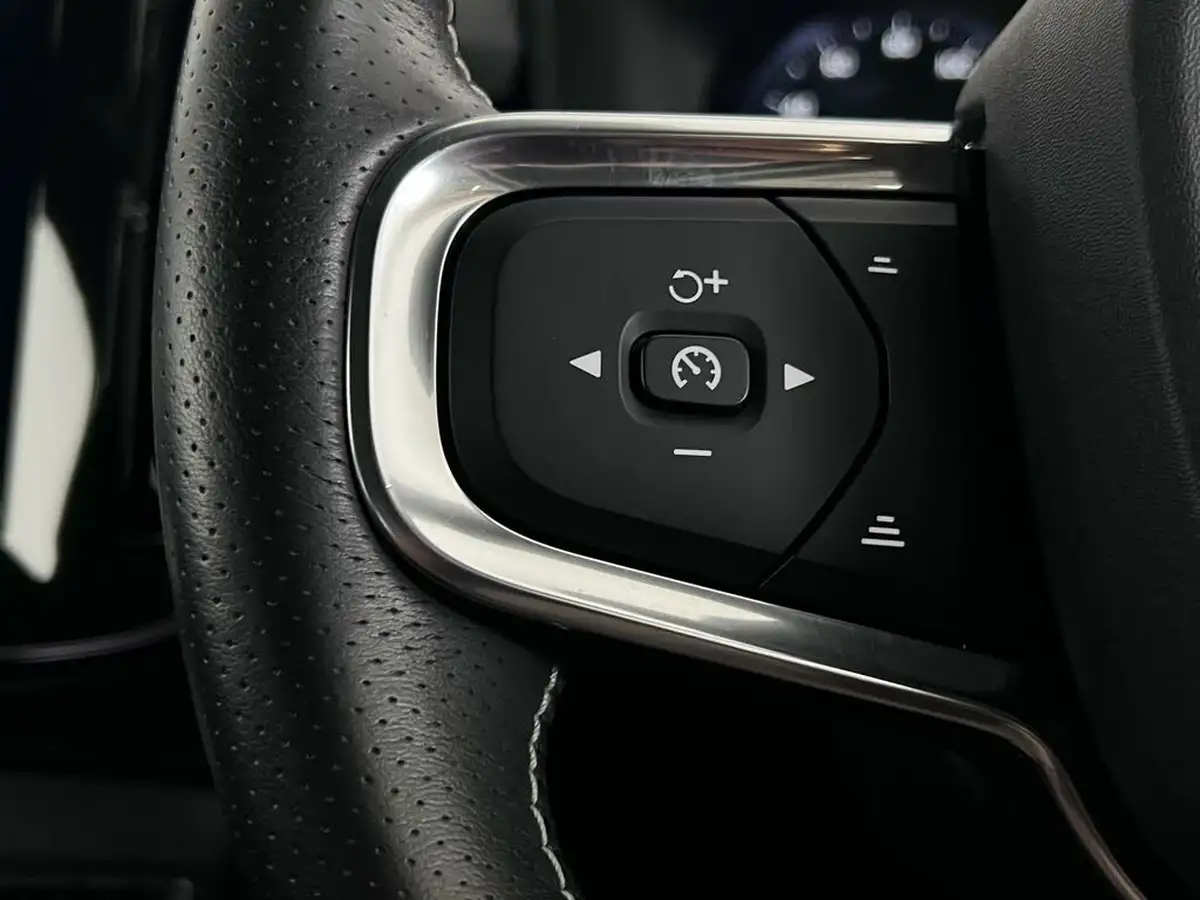 2020-volvo-xc40-15-t5-r-design-pro-plug-in-hybrid-big-26