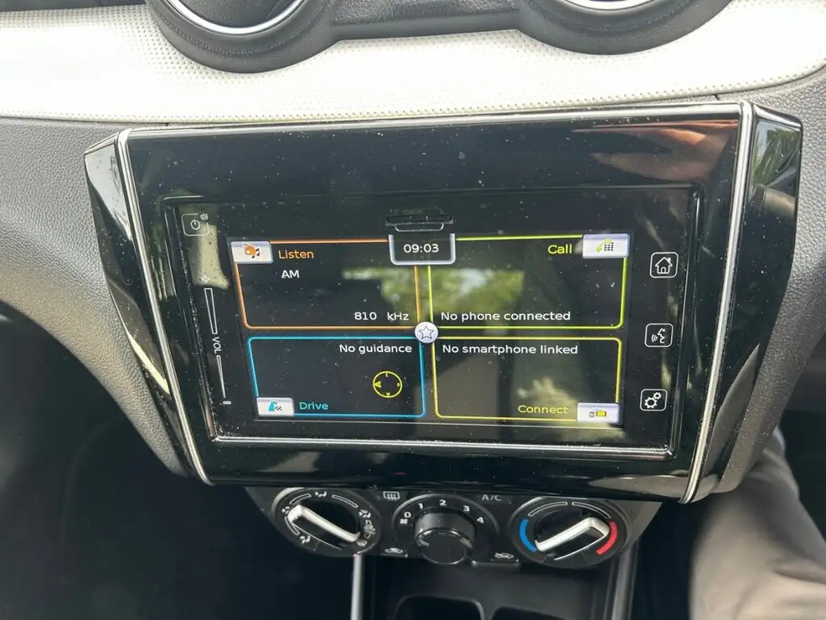 2022-suzuki-swift-12-dualjet-sz-l-big-12
