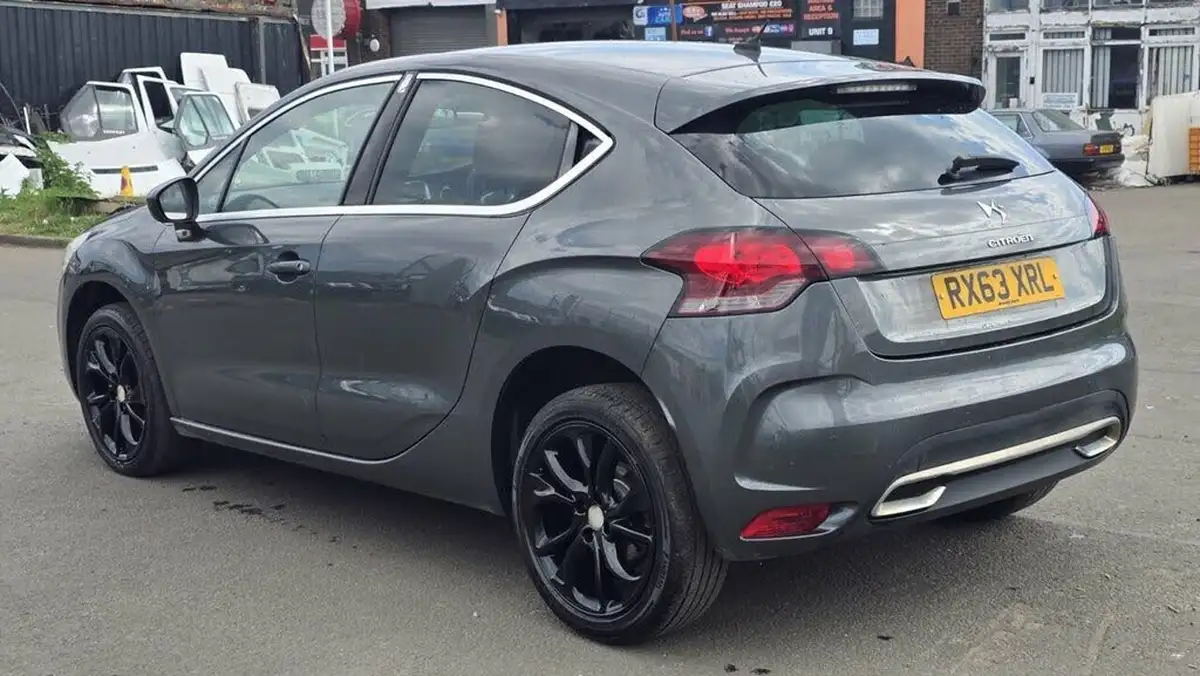 2014-citroen-ds4-16e-hdi-dstyle-auto-seq-big-3