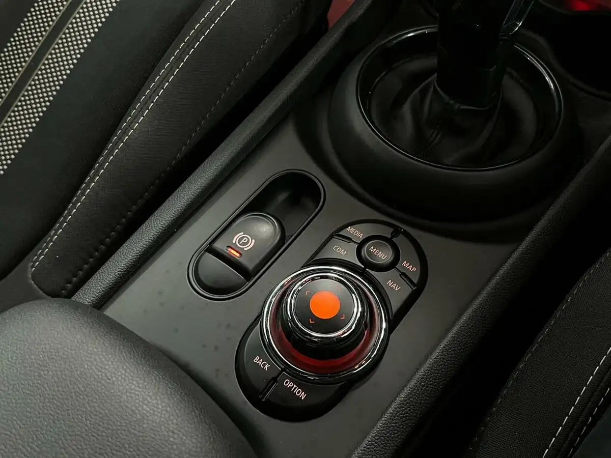 2019-mini-clubman-20td-cooper-d-sport-auto-big-52