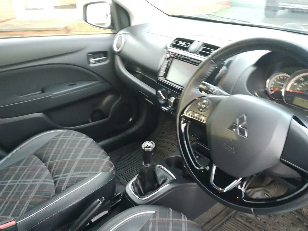 2020-mitsubishi-mirage-12-design-big-37