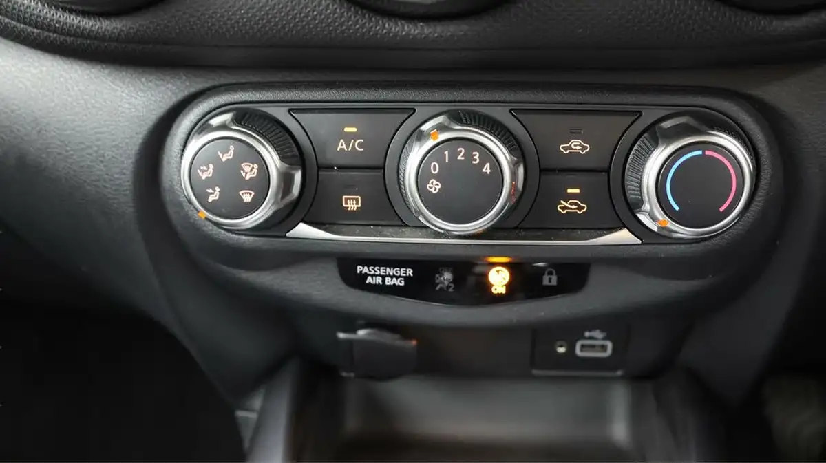 2019-nissan-juke-10-dig-t-acenta-big-11
