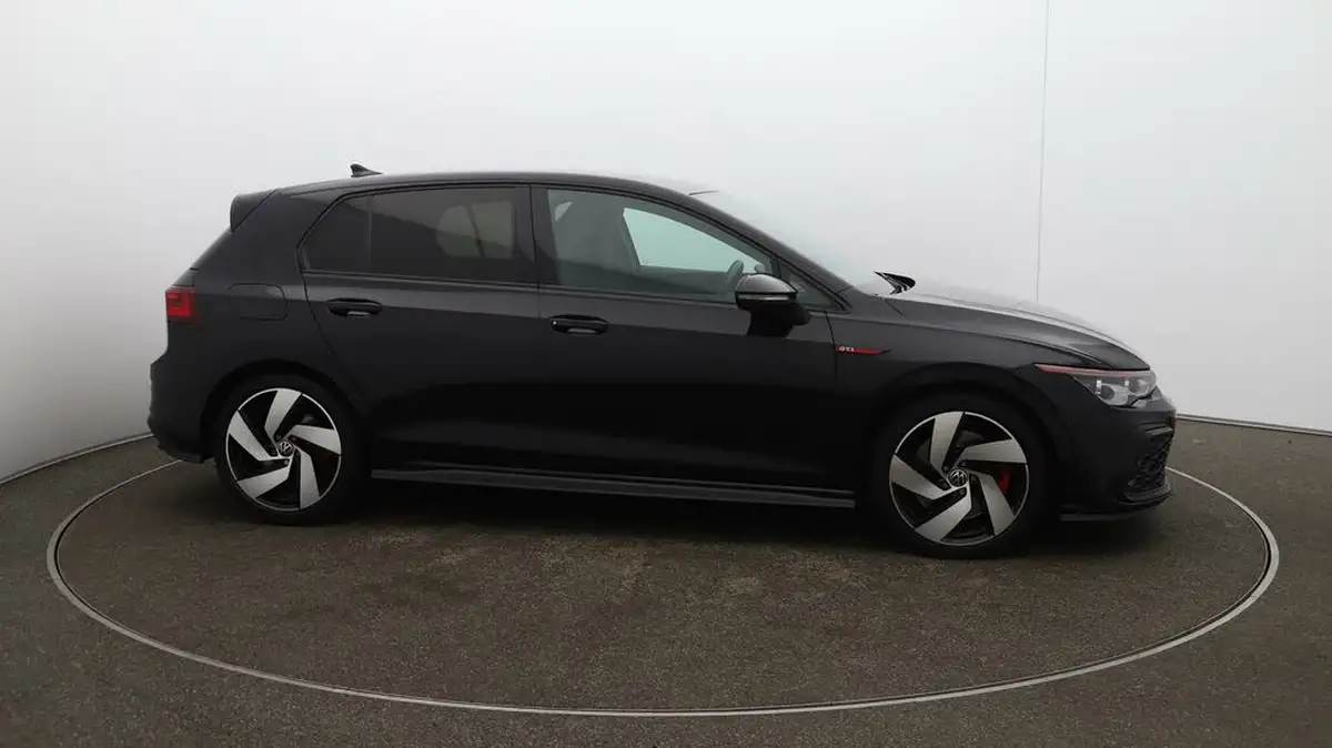 2022-volkswagen-golf-20-tsi-gti-dsg-big-50