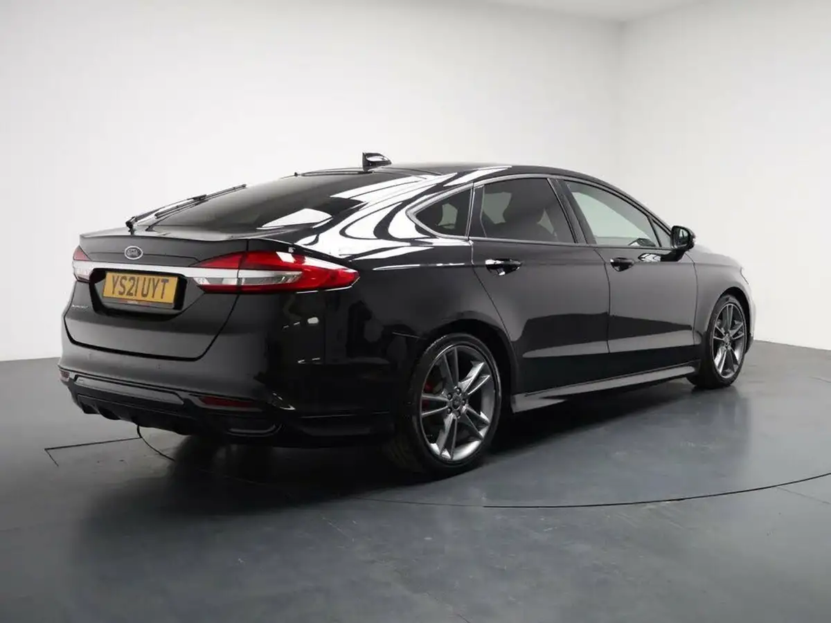 2021-ford-mondeo-20tdci-st-line-edition-150ps-hatchback-big-11