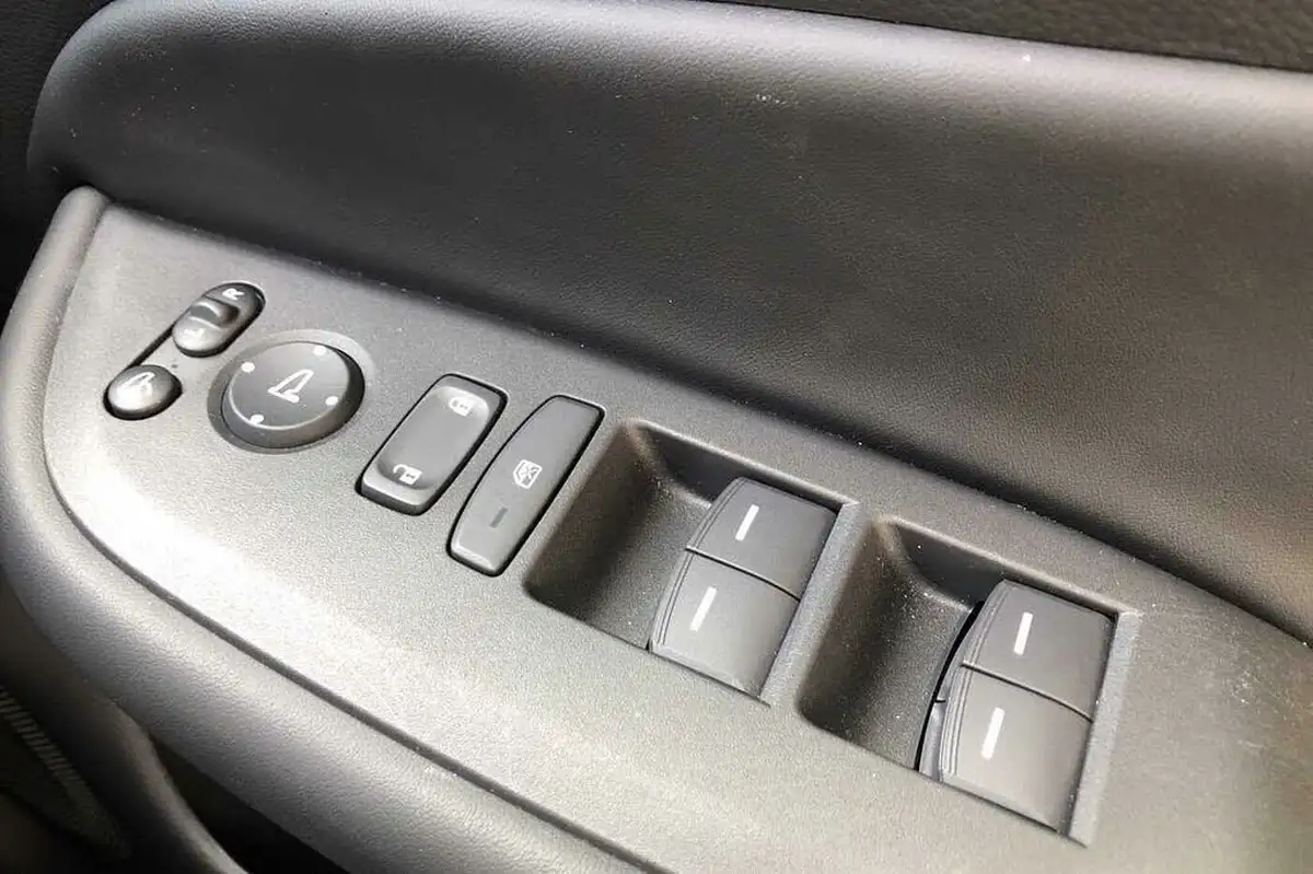 2022-honda-jazz-15-i-mmd-ex-107ps-big-26