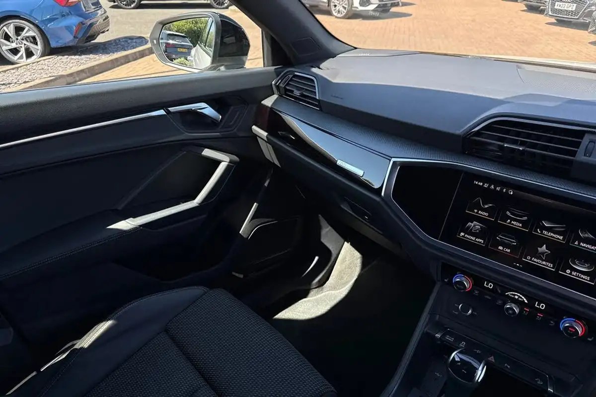 2023-audi-q3-14-45-tfsi-e-black-edition-station-wagon-big-19