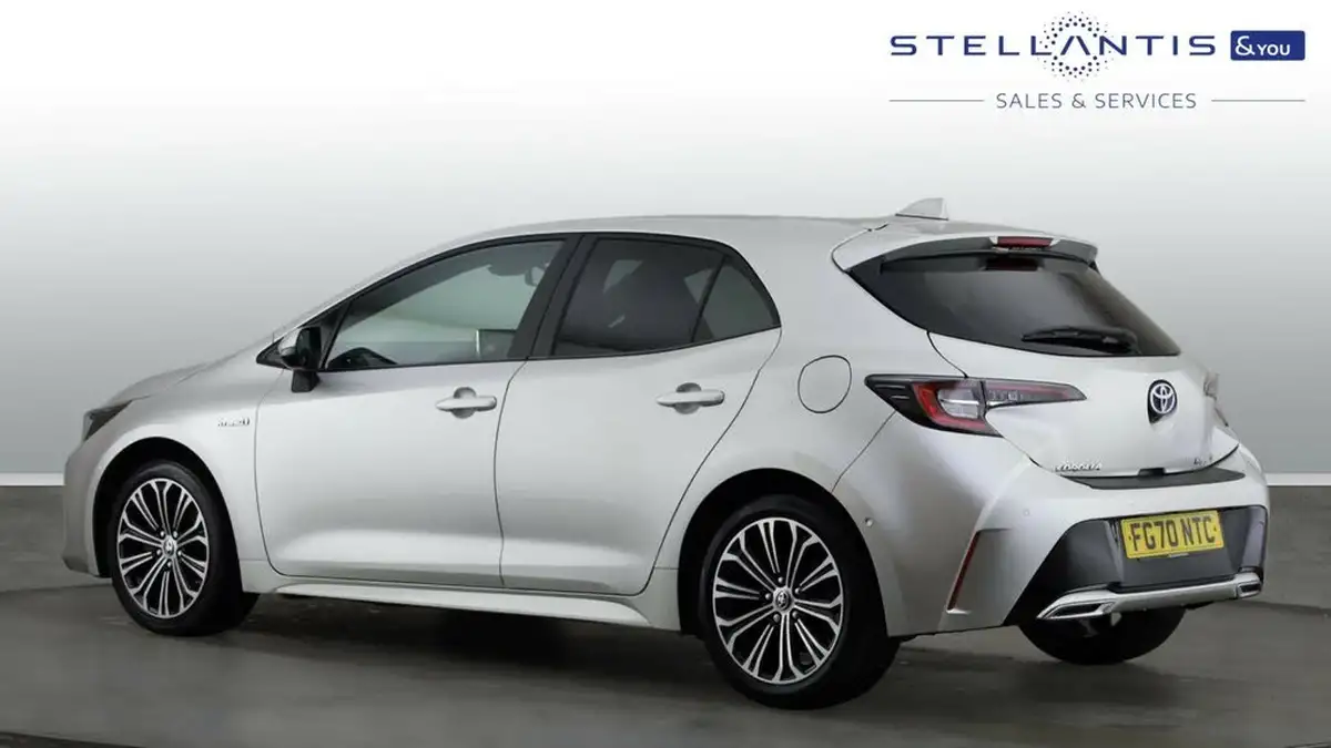 2020-toyota-corolla-20-vvt-i-design-spare-wheel-hatchback-big-2