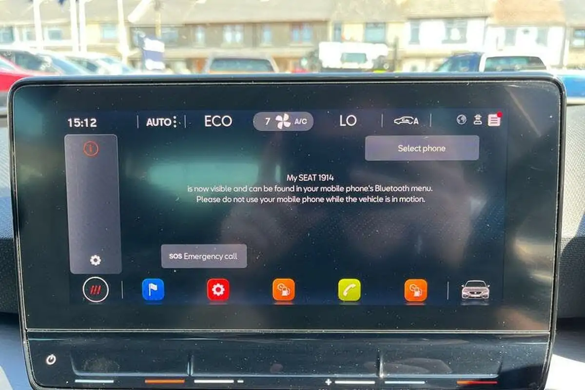 2021-seat-leon-14-e-hybrid-fr-hatchback-big-33