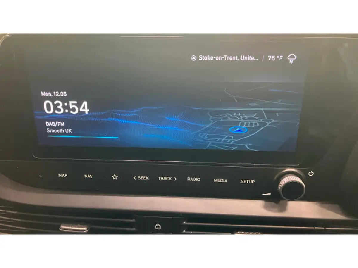 2022-hyundai-bayon-10-t-gdi-premium-100ps-dct-big-11