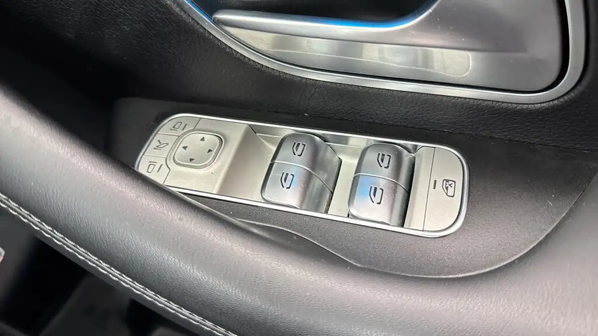 2022-mercedes-benz-gle-class-29d-gle400d-amg-line-premium-big-23