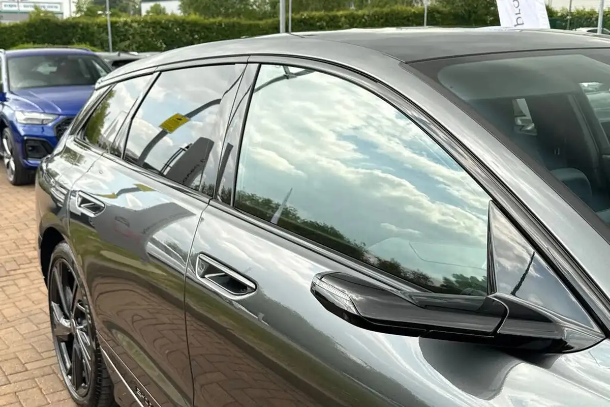 2025-audi-a6-e-tron-e-launch-edition-big-33