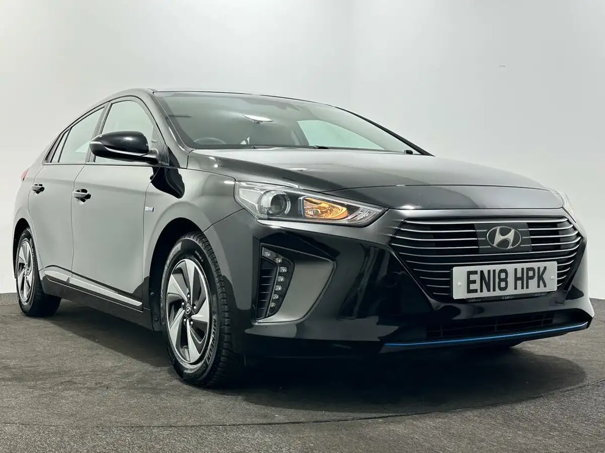 2018-hyundai-ioniq-16-gdi-se-hybrid-big-48
