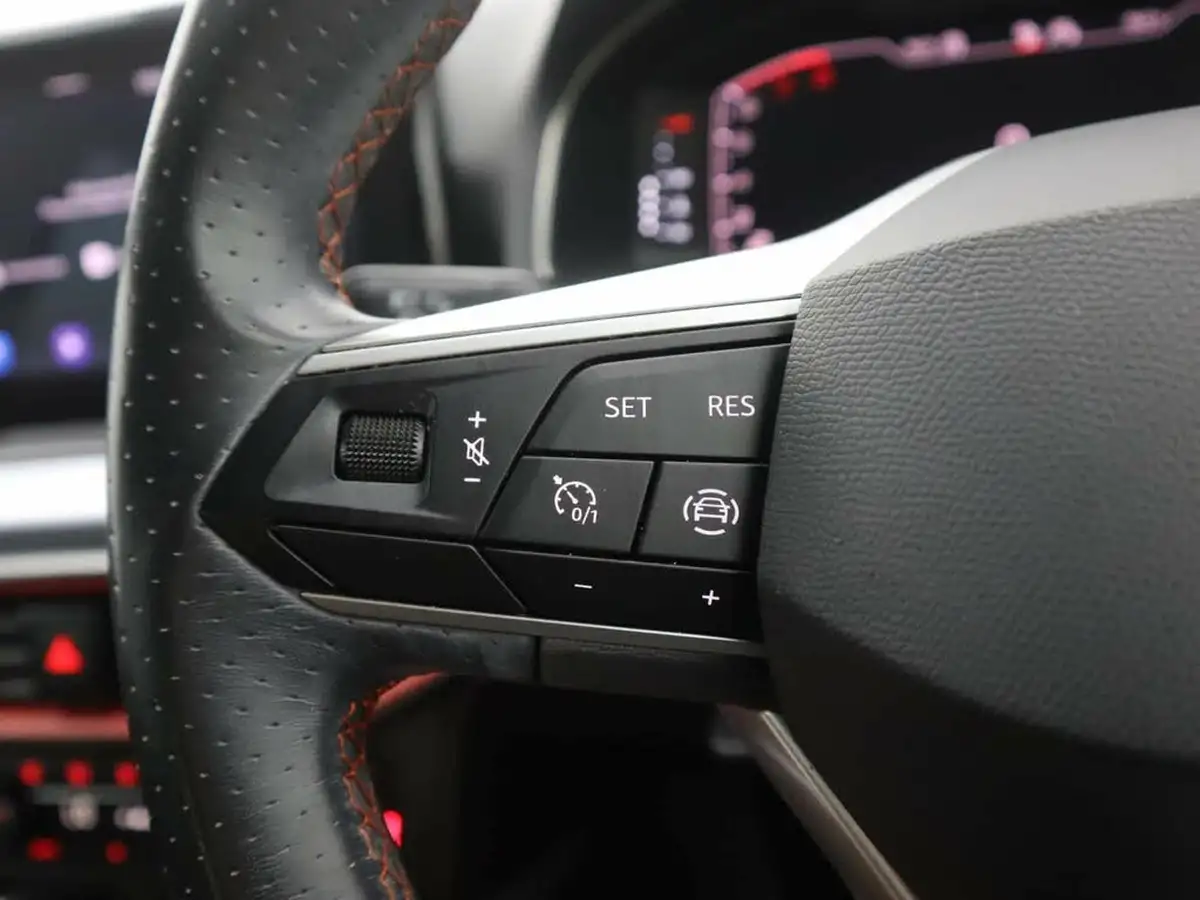 2022-seat-arona-10-tsi-fr-sport-big-31