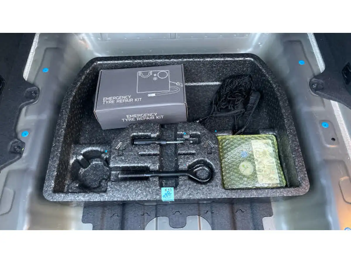 2021-hyundai-ioniq-16-gdi-premium-hybrid-big-34