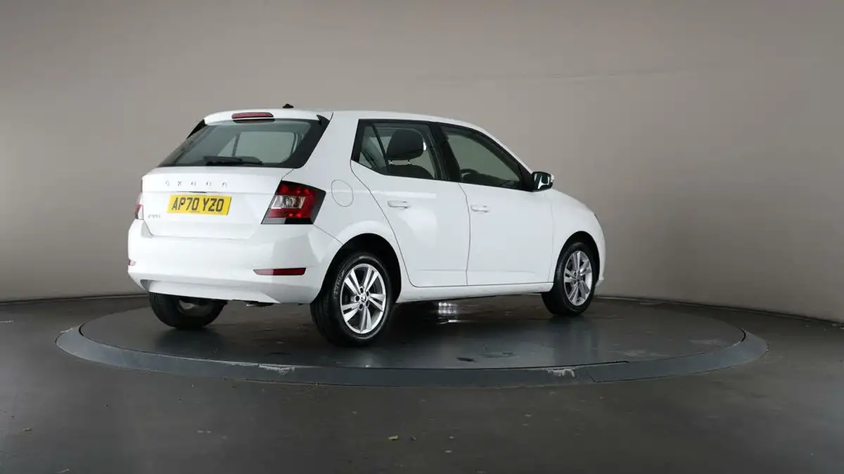 2020-skoda-fabia-10-mpi-se-60ps-hatchback-big-64