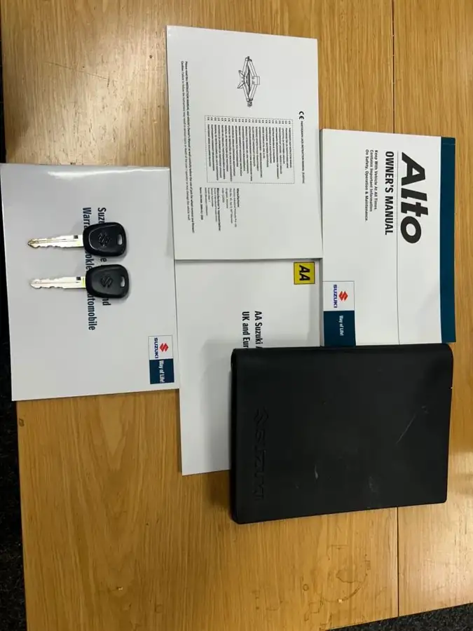 2014-suzuki-alto-10-sz-big-26