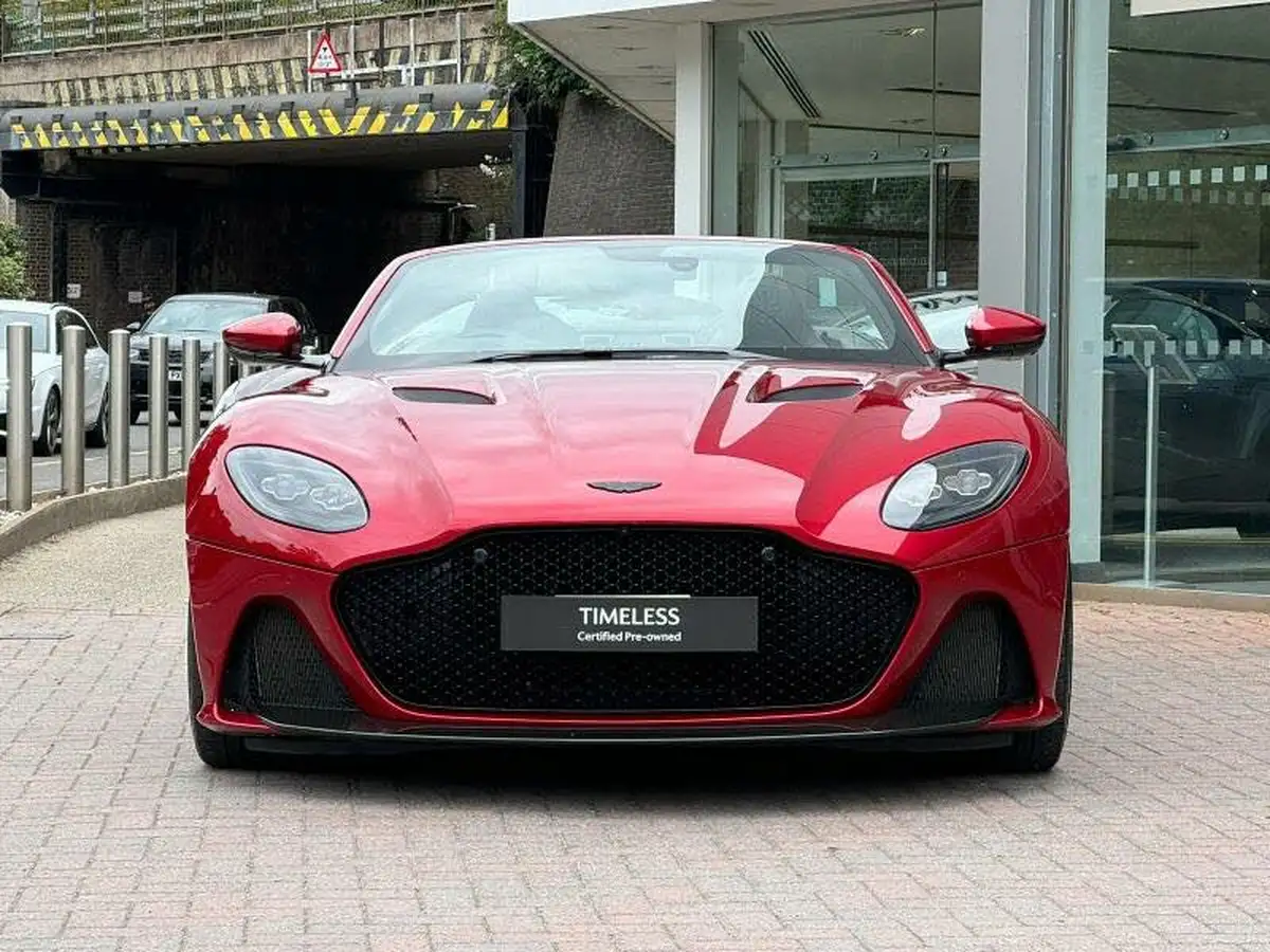 2023-aston-martin-dbs-52-v12-volante-big-6