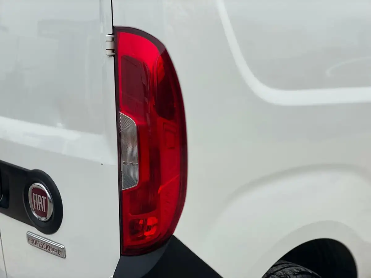 2017-fiat-doblo-cargo-13td-l1h2-big-24