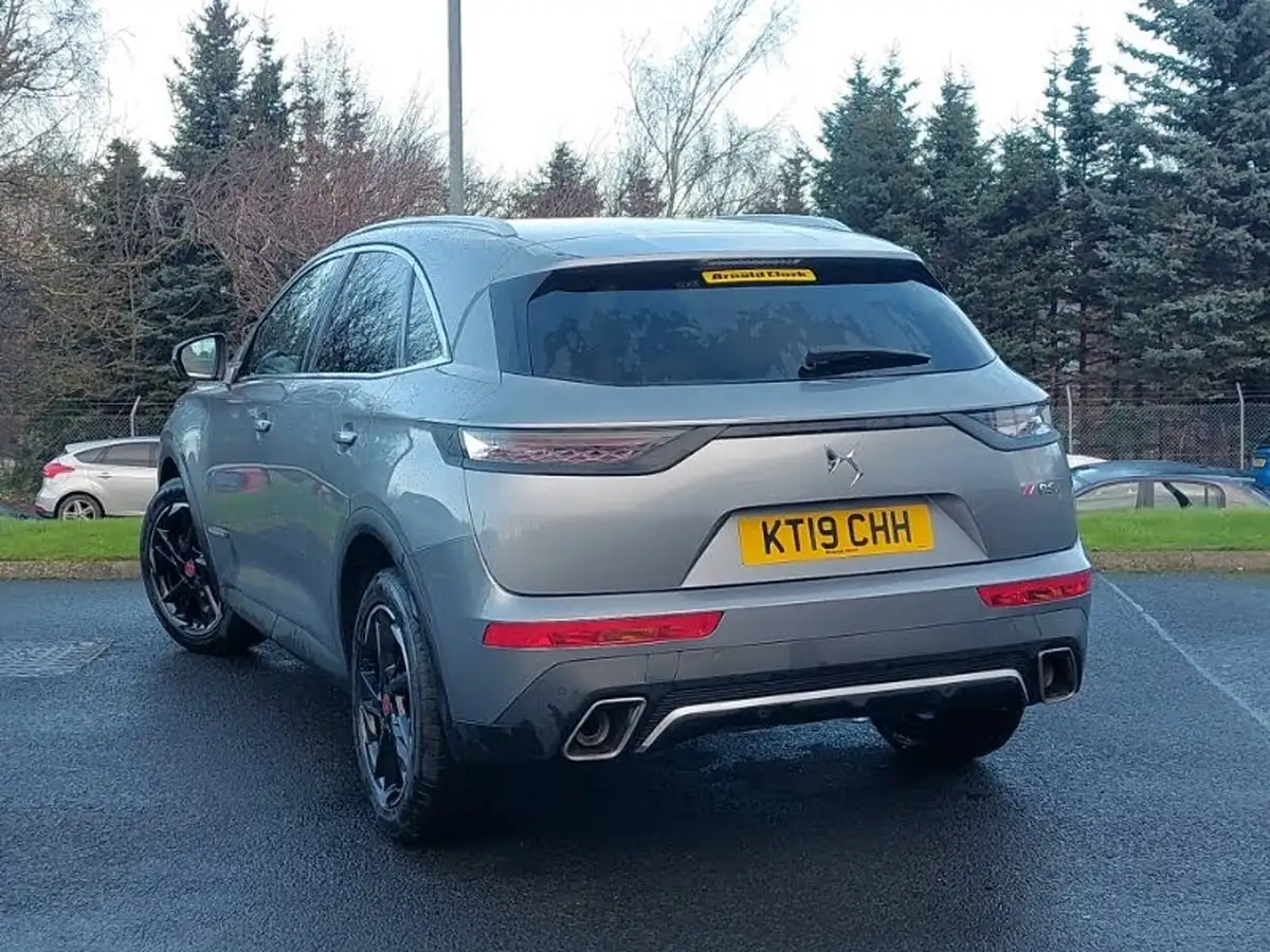 2019-ds-ds-7-crossback-16-puretech-performance-line-225ps-big-1
