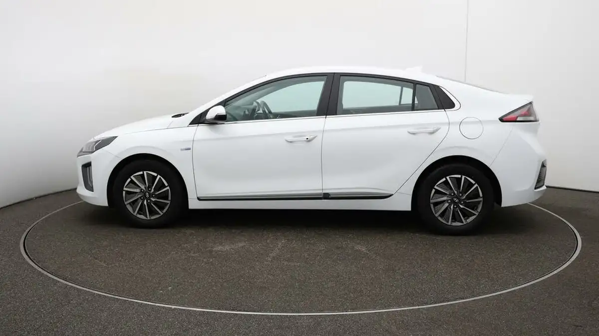 2021-hyundai-ioniq-e-premium-electric-100kw-big-64