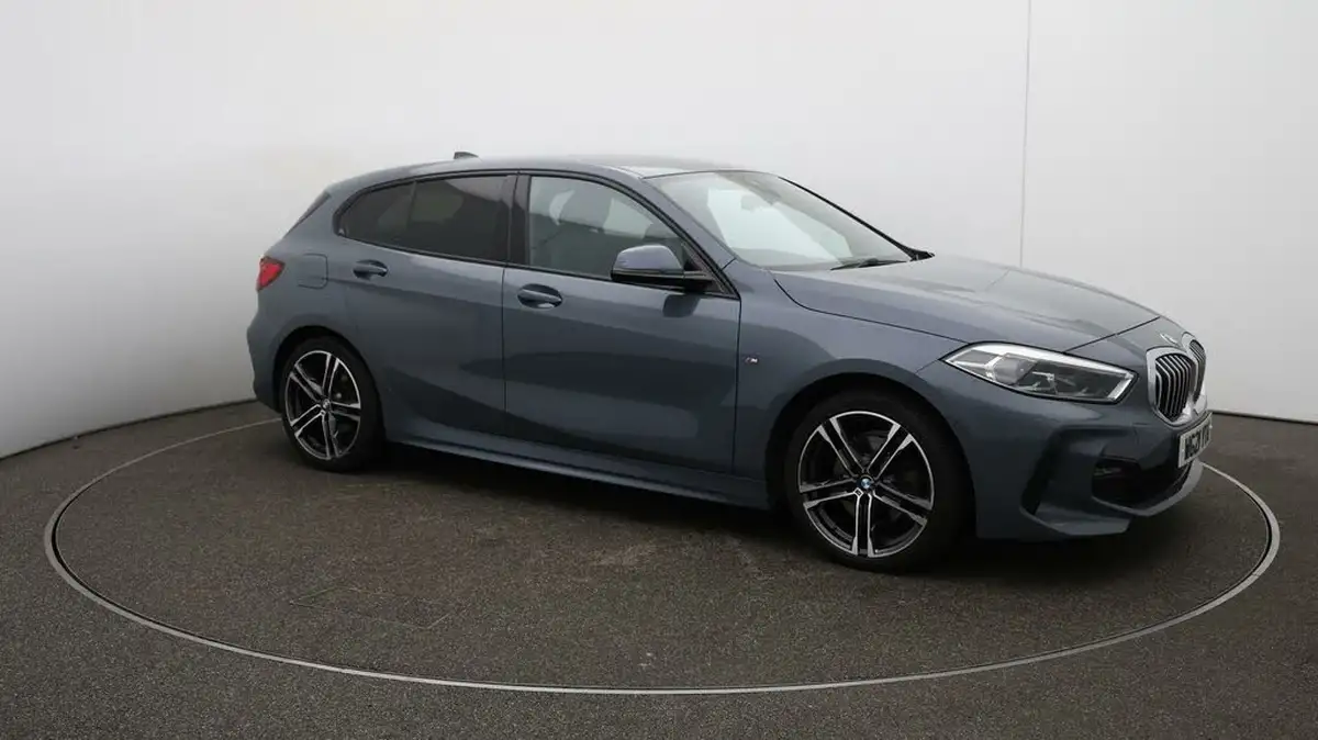 2021-bmw-1-series-15-118i-m-sport-lcp-dct-big-45