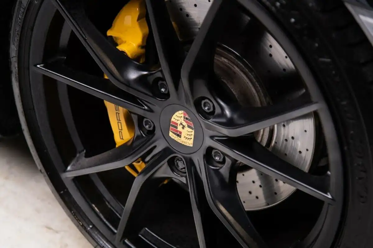 2016-porsche-911-30-carrera-s-cabriolet-pdk-big-56