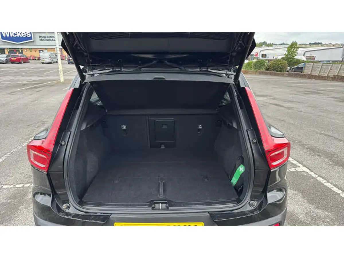 2022-volvo-xc40-e-recharge-plus-228bhp-big-16