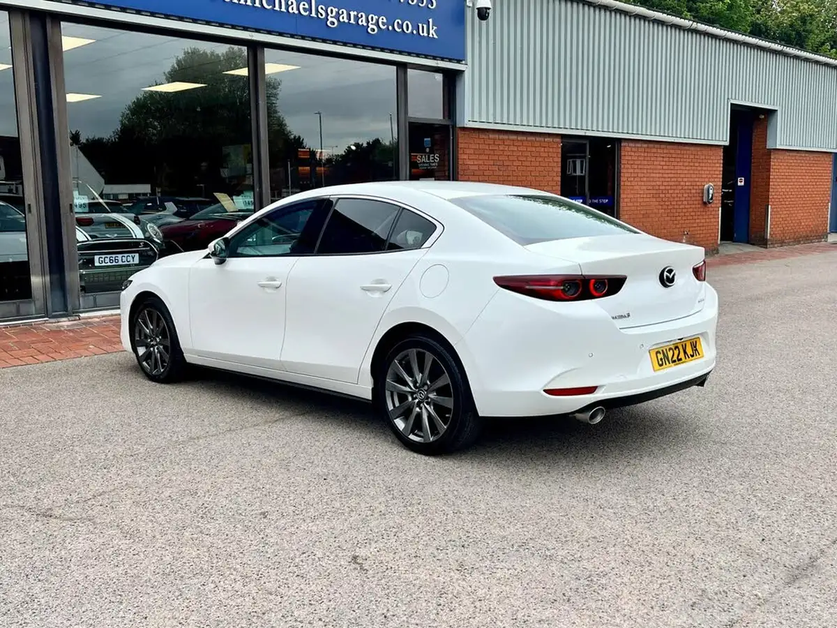 2022-mazda-mazda3-20-sport-lux-186ps-saloon-4d-big-20