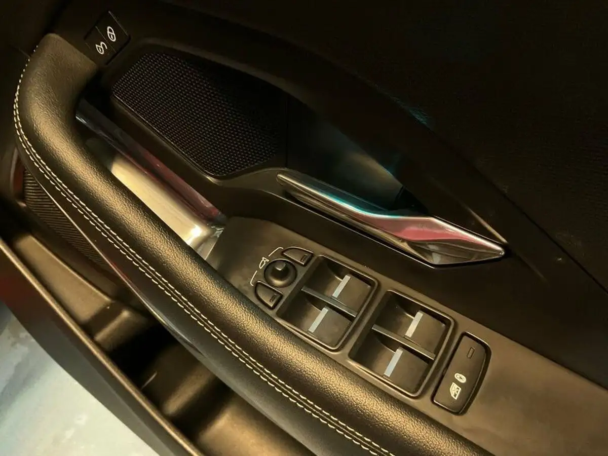 2019-jaguar-e-pace-20-i4d-r-dynamic-150ps-big-34