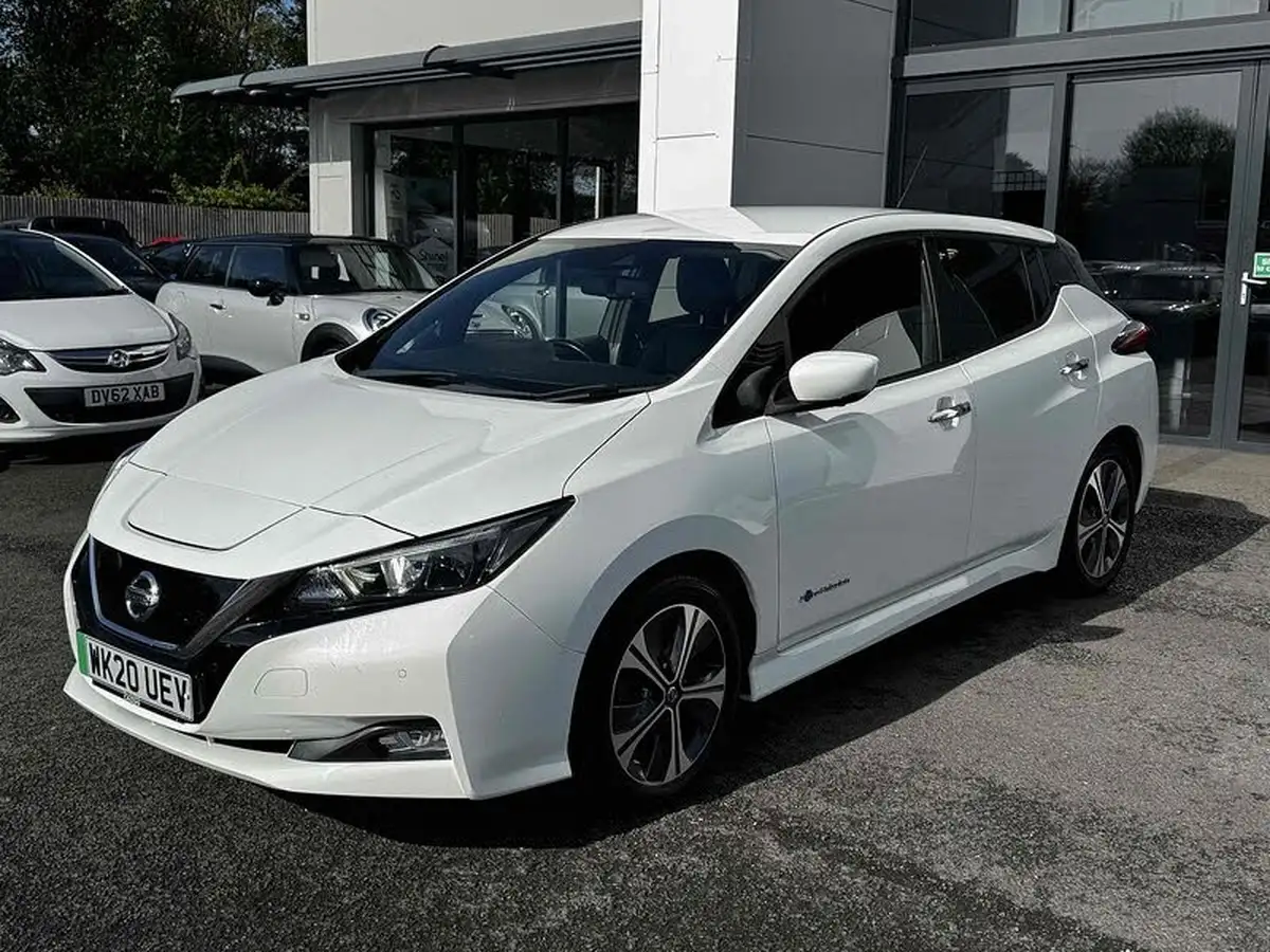 2020-nissan-leaf-e-n-connecta-big-24