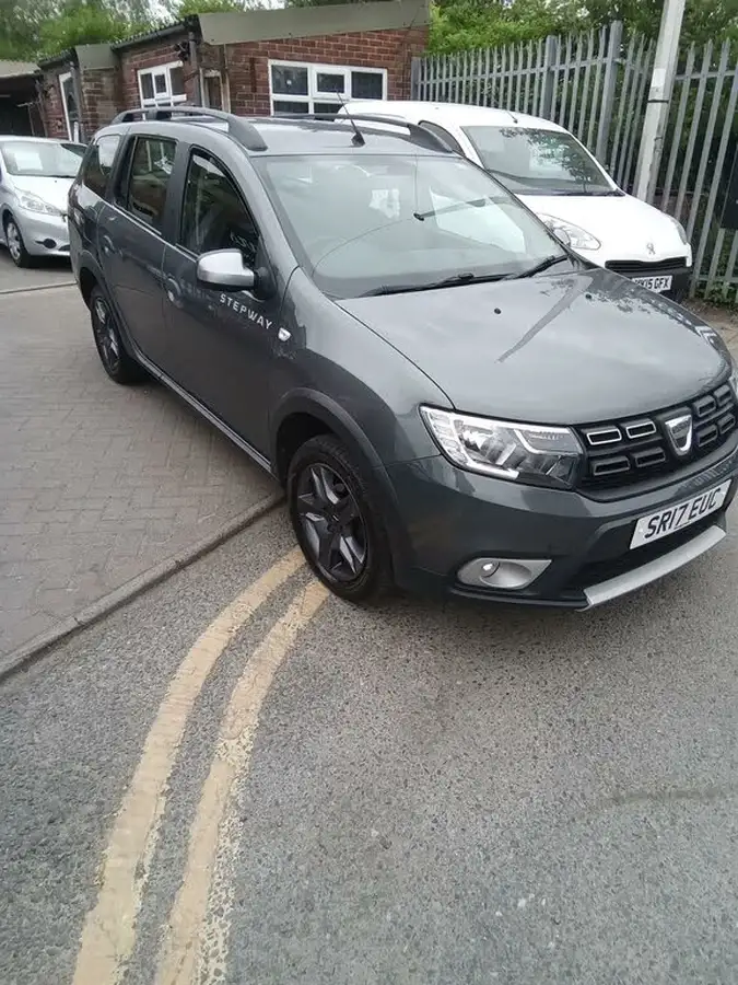 2017-dacia-logan-mcv-stepway-15dci-se-summit-big-1