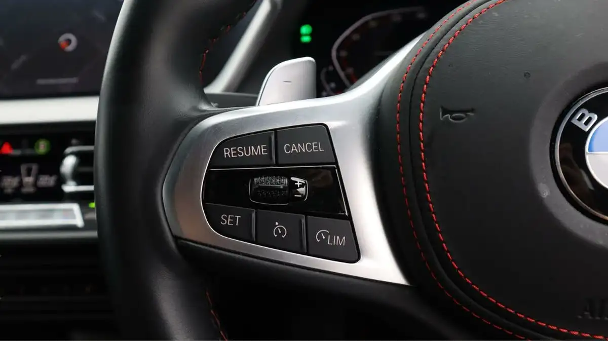 2023-bmw-1-series-20-128ti-lcp-big-25