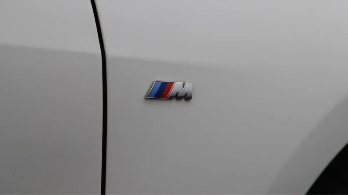 2023-bmw-1-series-20-128ti-lcp-big-21