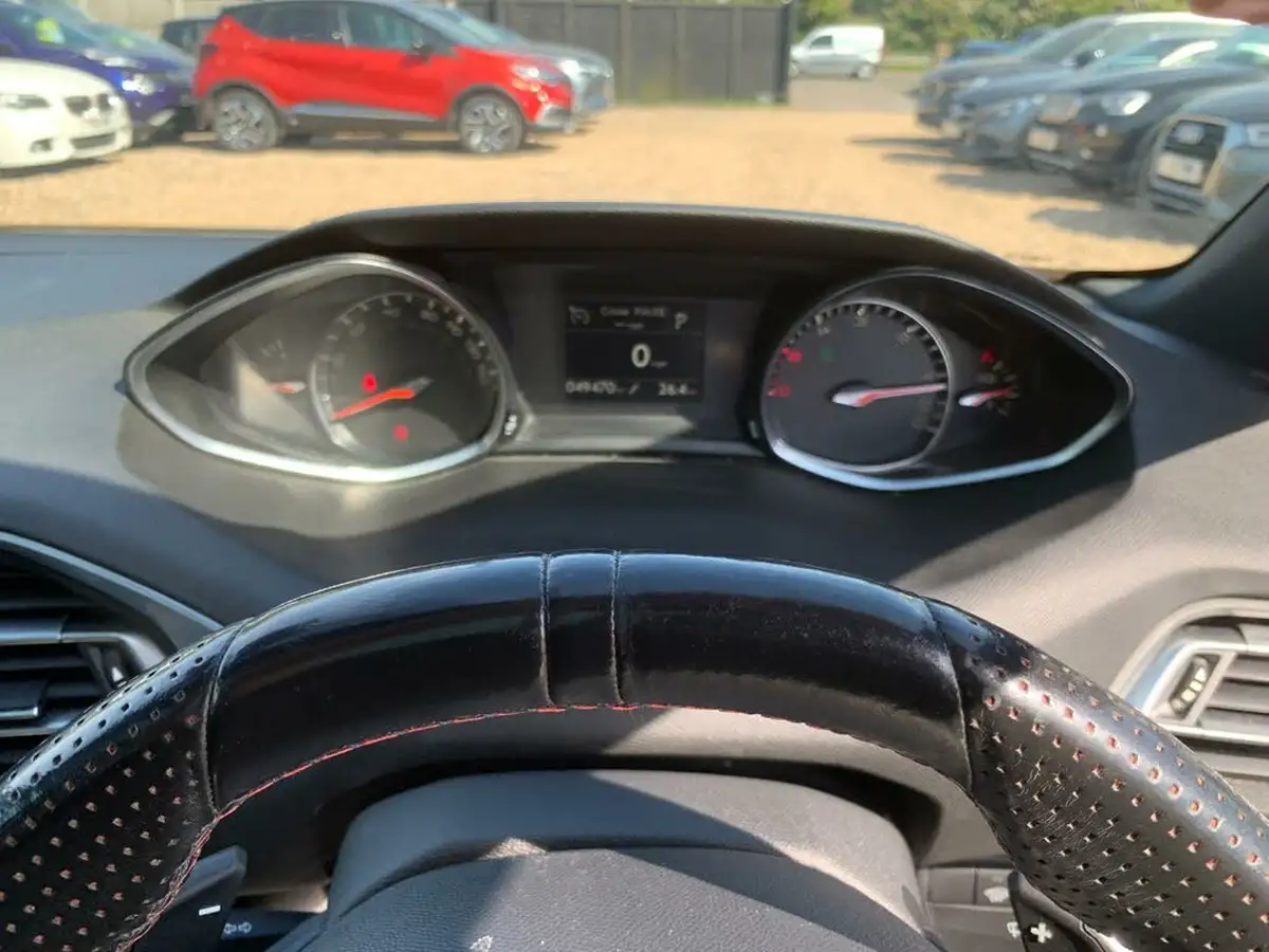 2018-peugeot-308-sw-20-bluehdi-gt-big-9