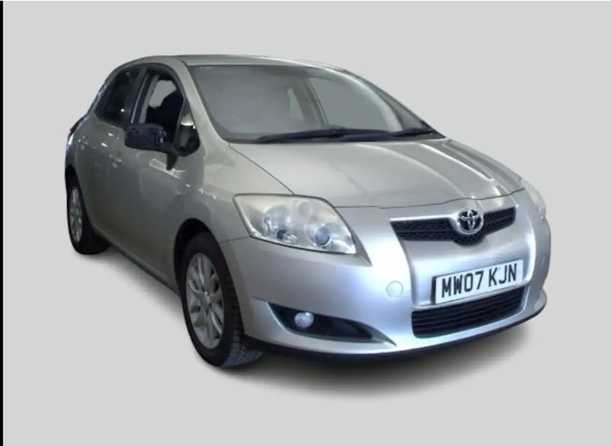 2007-toyota-auris-16-tr-vvt-i-5d-big-0