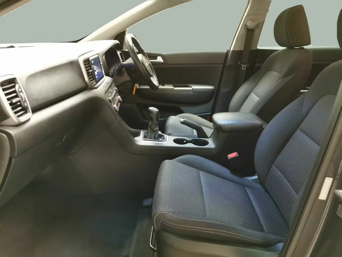 2021-kia-sportage-16-gdi-2-big-3