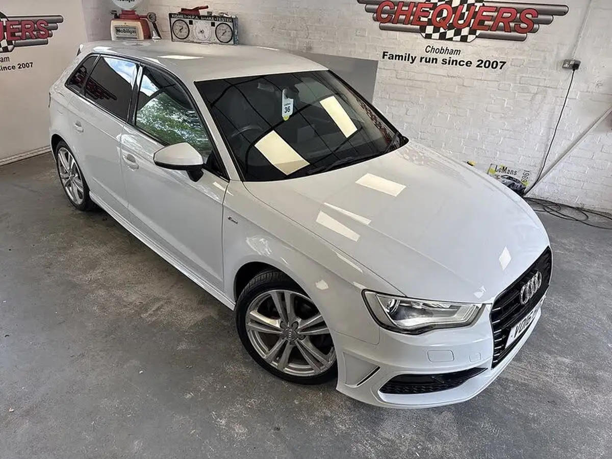 2016-audi-a3-14-tfsi-s-line-150ps-nav-cod-sportback-5d-1395cc-tronic-big-3