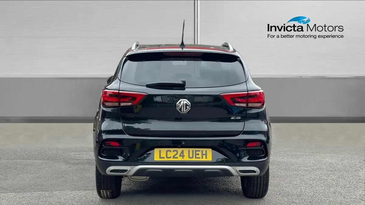 2024-mg-zs-suv-10t-gdi-exclusive-big-3