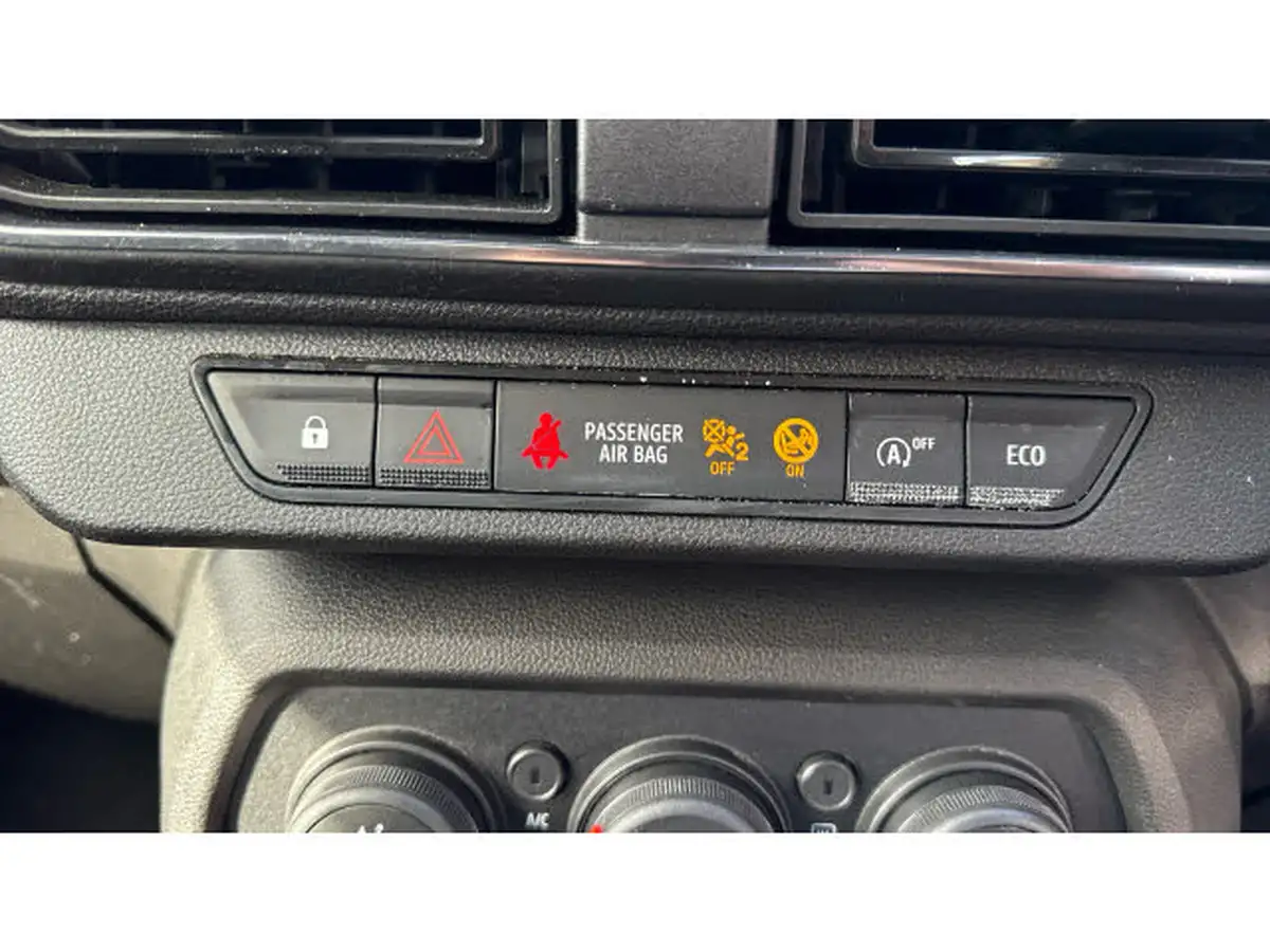 2022-dacia-sandero-big-21