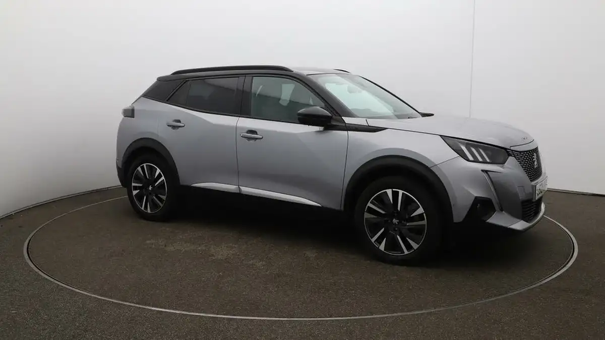 2021-peugeot-2008-suv-e-gt-premium-big-47