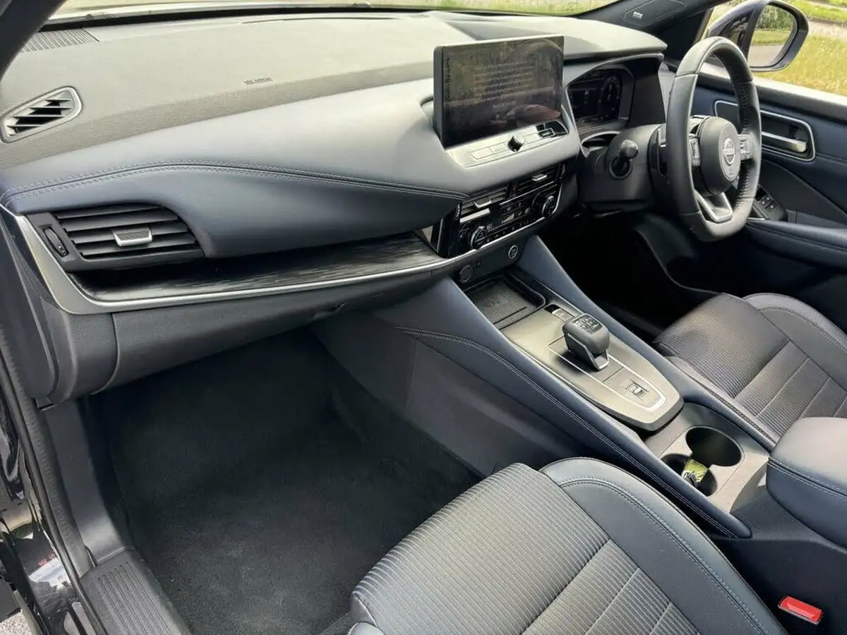 2023-nissan-qashqai-13-dig-t-tekna-158ps-xtronic-big-32