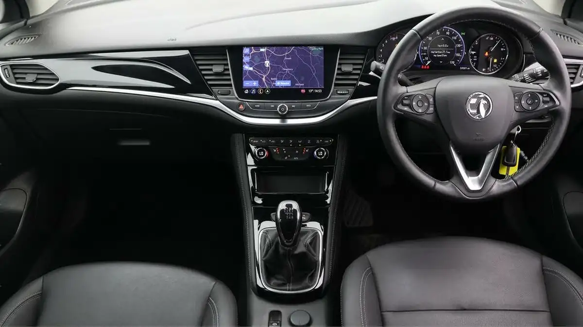 2020-vauxhall-astra-12-turbo-elite-nav-big-12