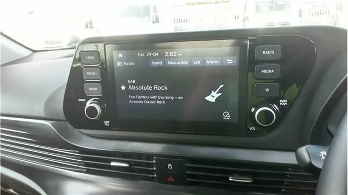 2023-hyundai-bayon-10-t-gdi-se-connect-dct-big-21