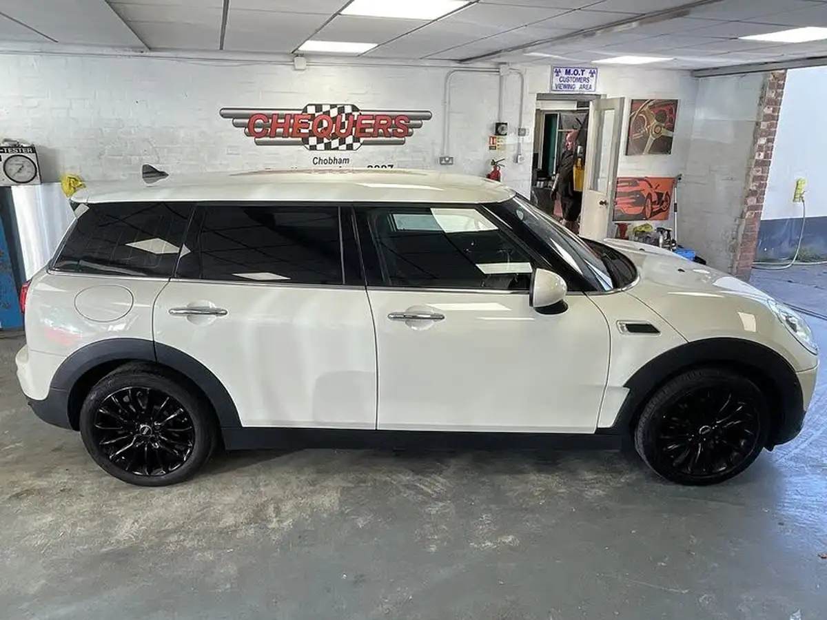 2018-mini-clubman-15-cooper-auto-big-5