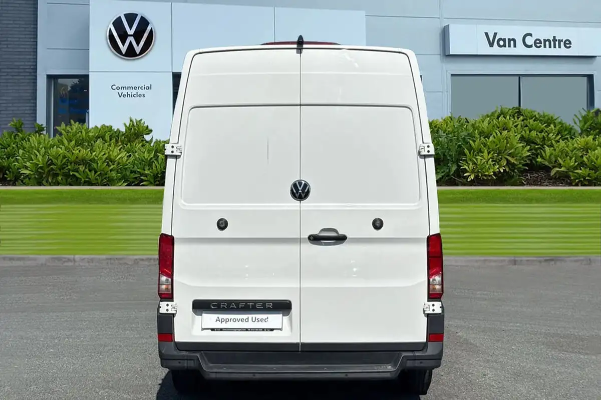 2024-volkswagen-crafter-20tdi-cr35-lwb-commerce-plus-140pseu6d-big-3