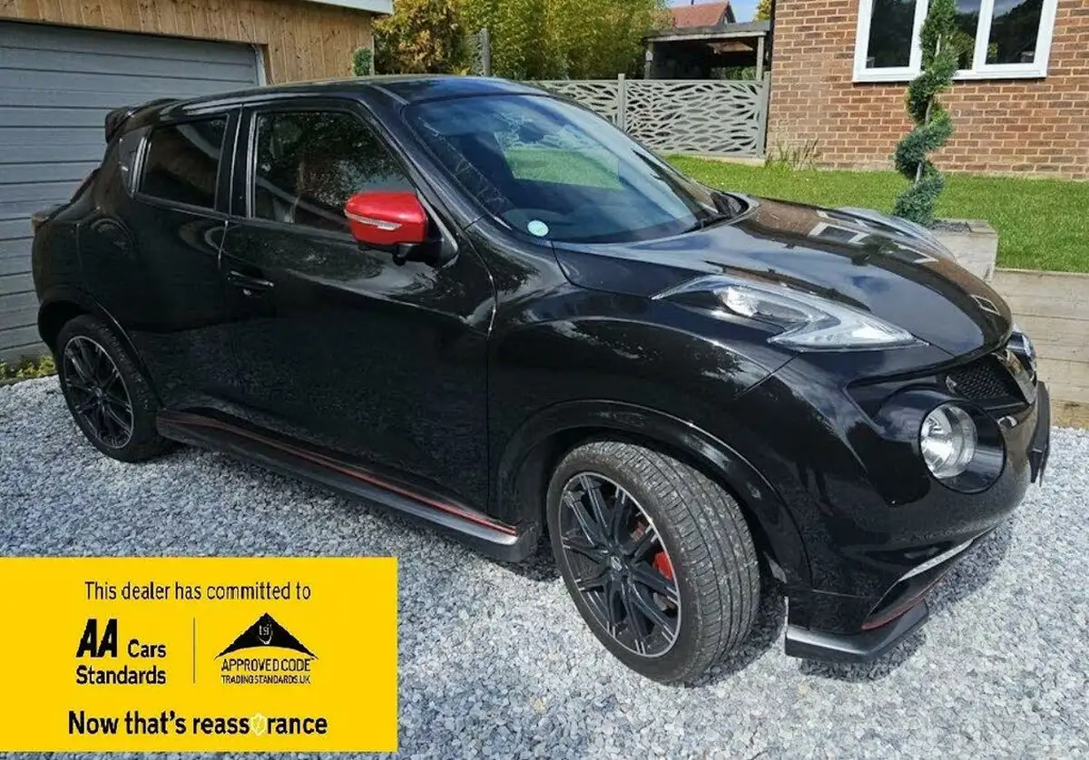 2017-nissan-juke-16-nismo-rs-214ps-4x4-m-xtronic-big-0