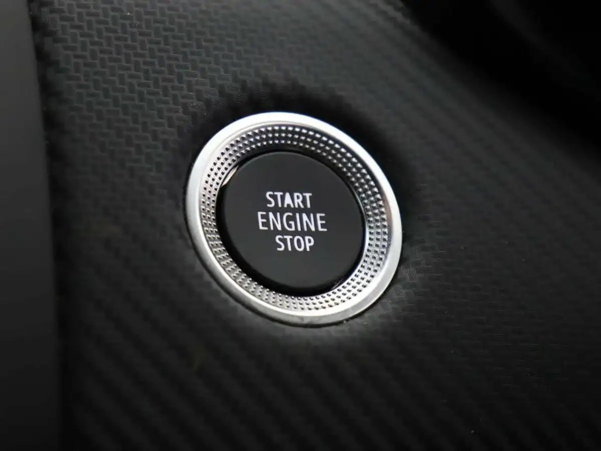 2023-renault-clio-16-engineered-big-44
