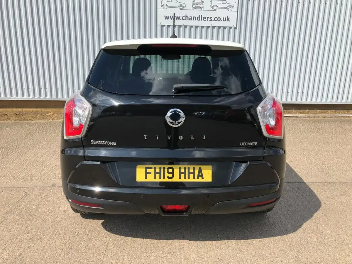 2019-kgm-ssangyong-tivoli-16-ultimate-auto-big-9